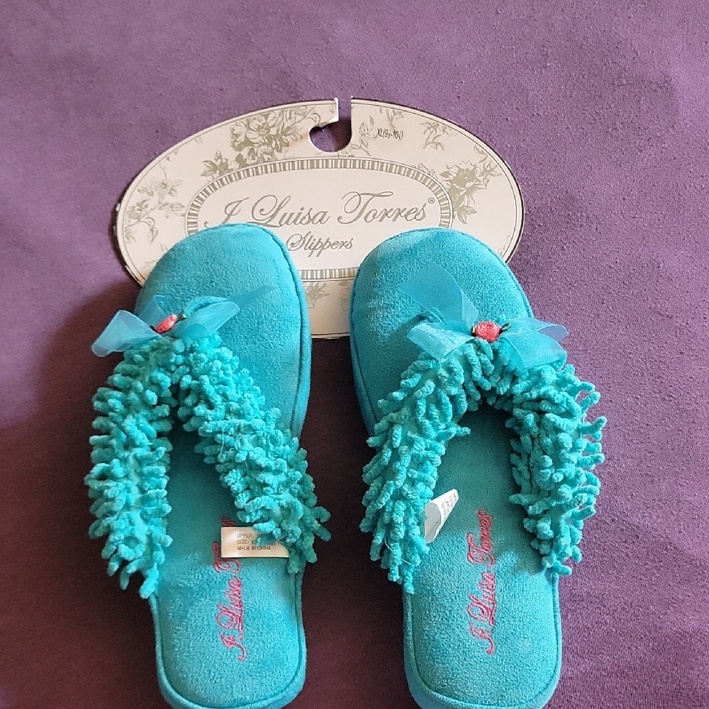 Women's Turquoise Slippers